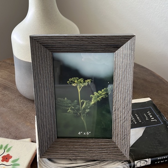 New frame - Picture 2 of 7